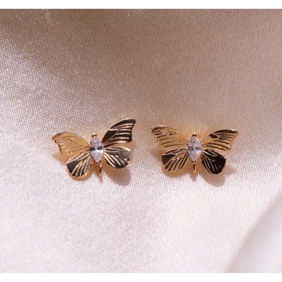 Jewelry - NWT CHVKER Gold Tone Butterfly Crystal Stud Earrings